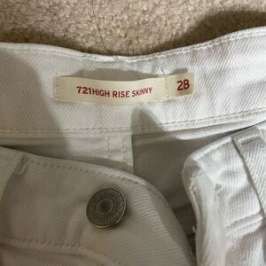 Levi's White High Rise Skinny Jeans